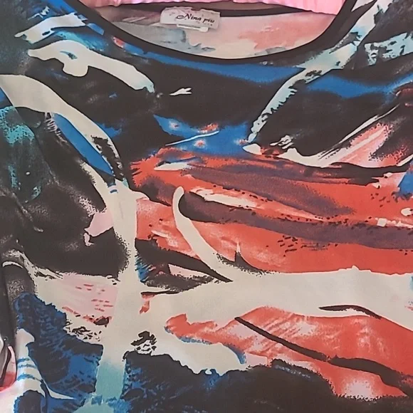 Top - Picture 3 of 3